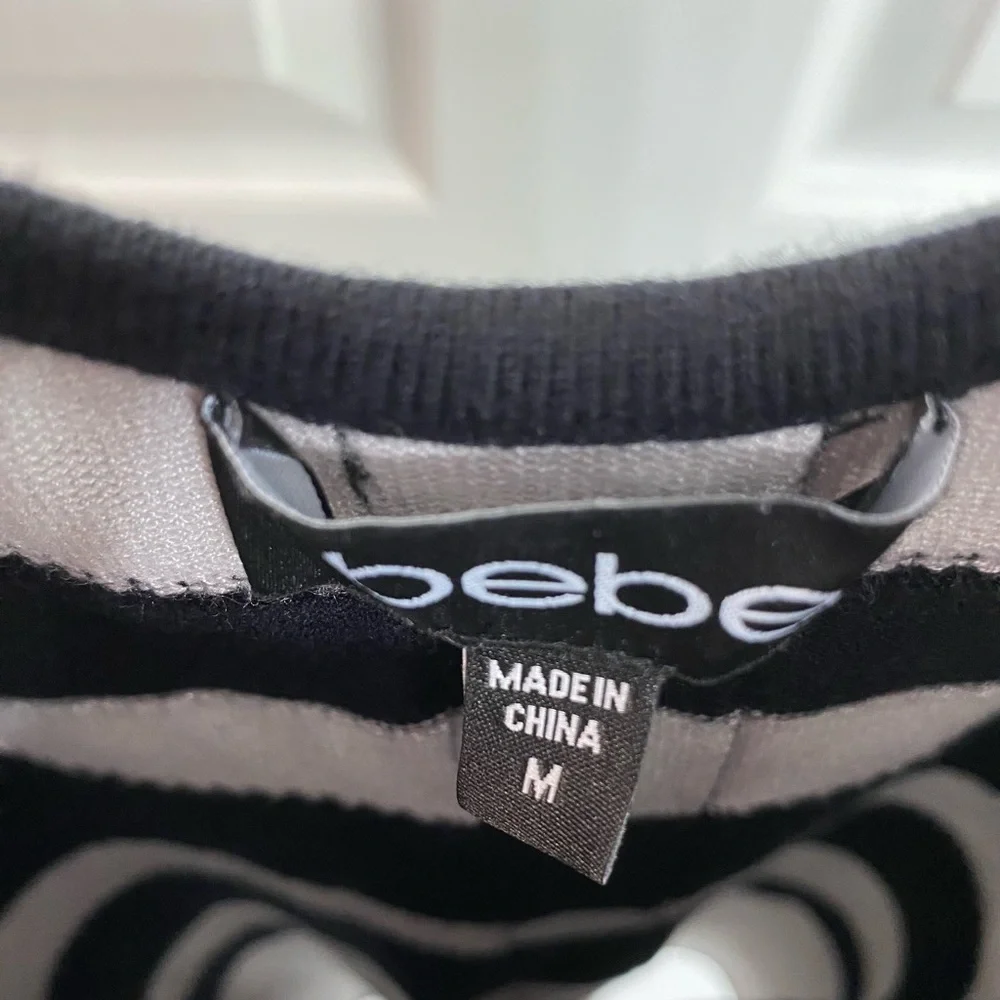 NWOT - Black and Gray Knit Bodycon Dress - Size M - Picture 4 of 4